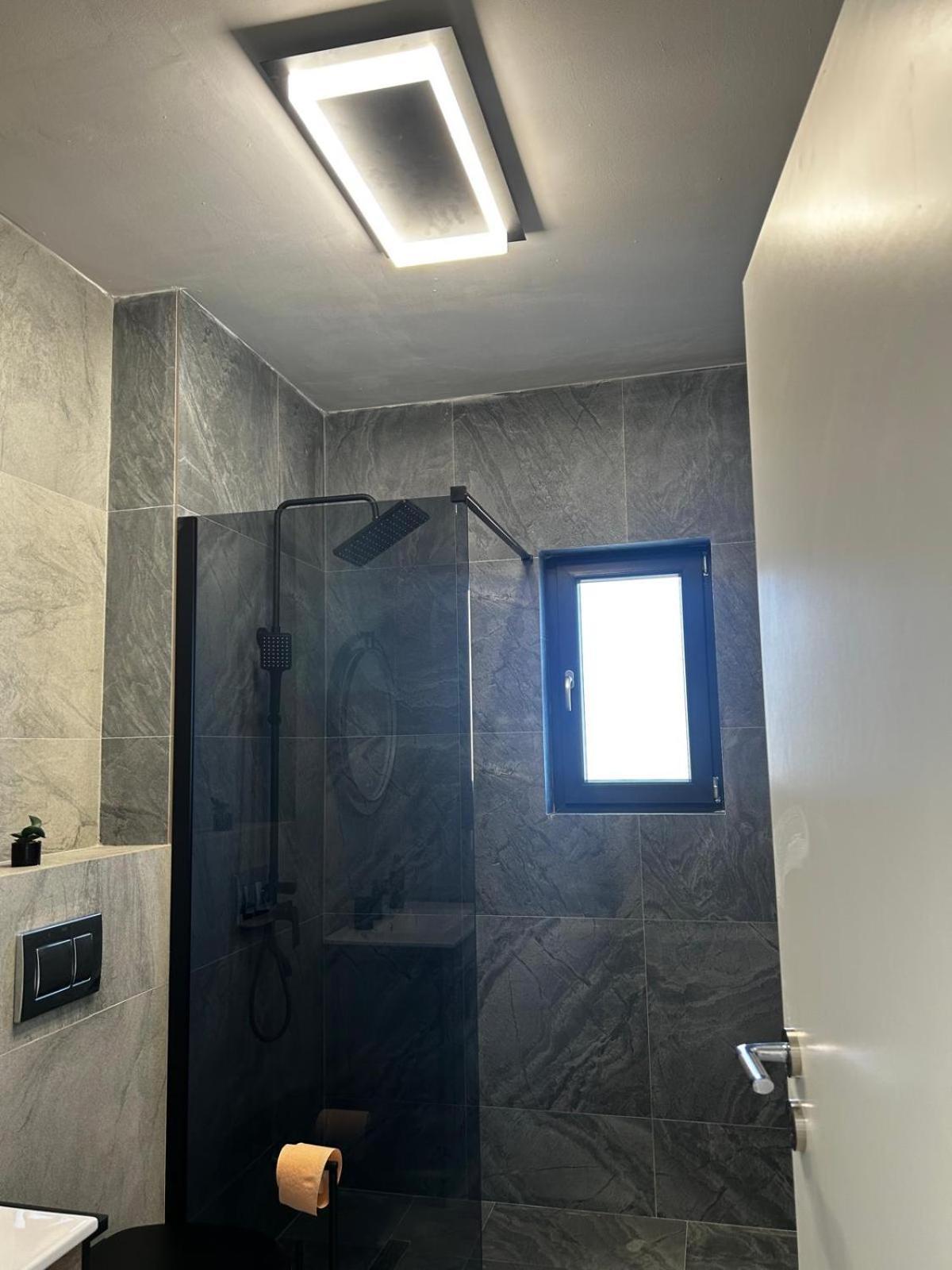 K&K Apartements Craiova Extérieur photo